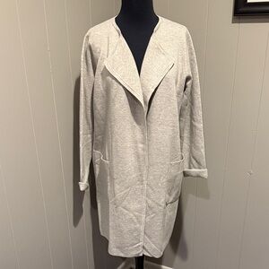 B22 J. Crew Women Medium Light Gray Open Front Cardigan Large Lapel Preppy